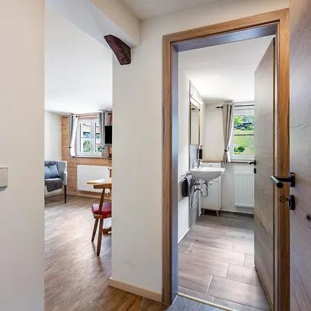 Apartment Zur Linde Und *